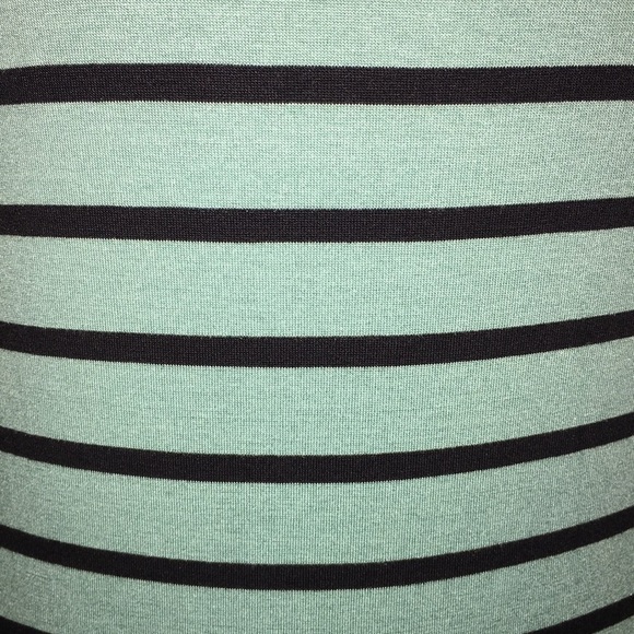 NWT S Lularoe Black and Mint Julia - Picture 2 of 2